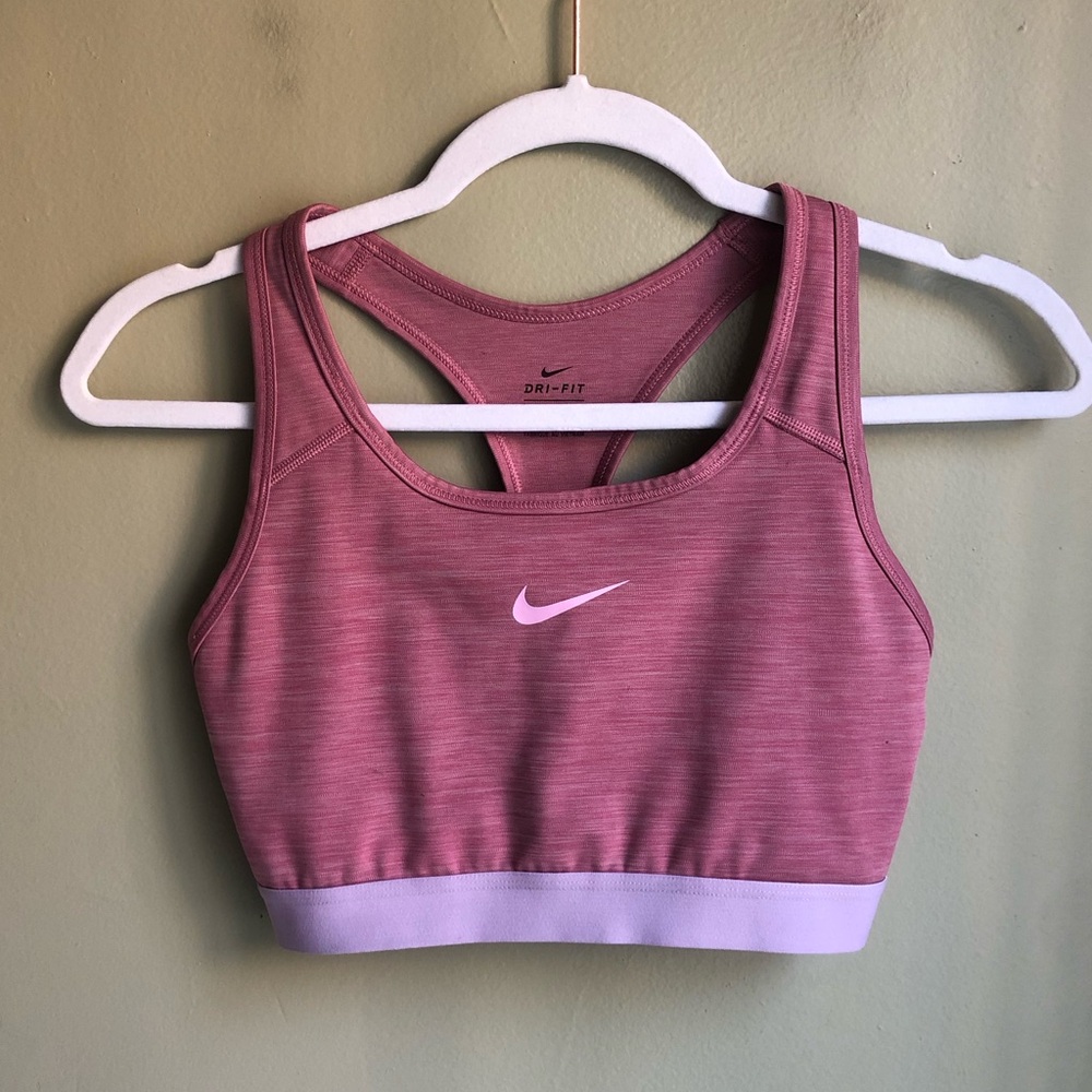 Nike Women’s Swoosh Raceback Sport Bra Pink Size: M